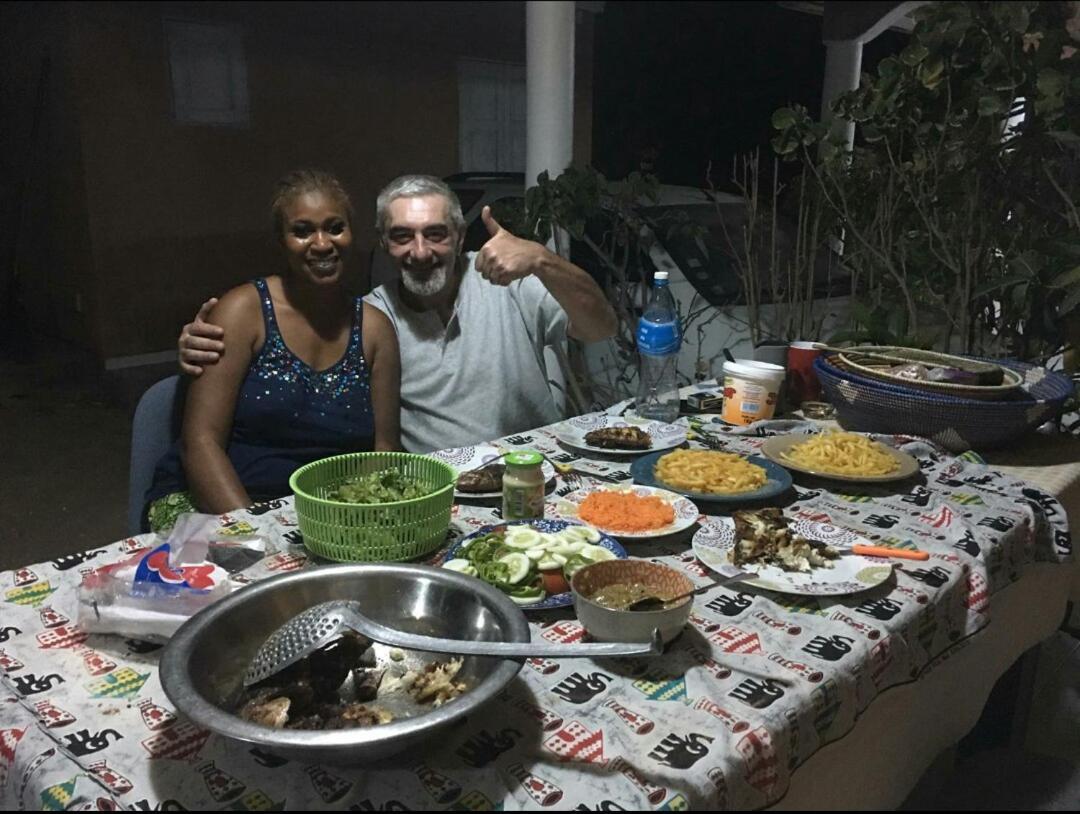Bed and Breakfast Chez Coumba Et Daniel Saly Portudal Esterno foto